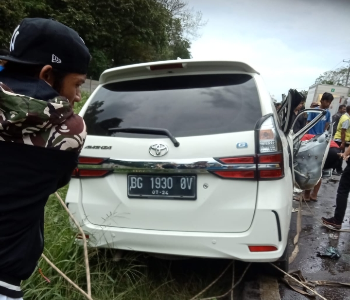 Kecelakaan Avanza Vs Bus di Desa Segayam, 1 Orang Tewas