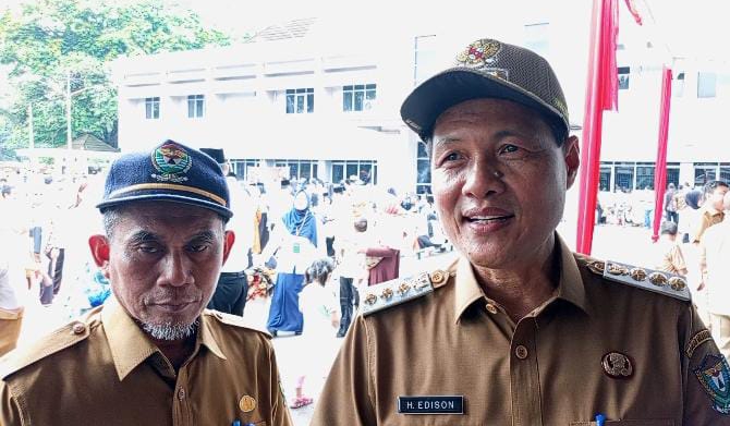 Bupati Edison Keluarkan Surat Edaran Terkait Solat Berjamaah Bagi ASN - Non ASN