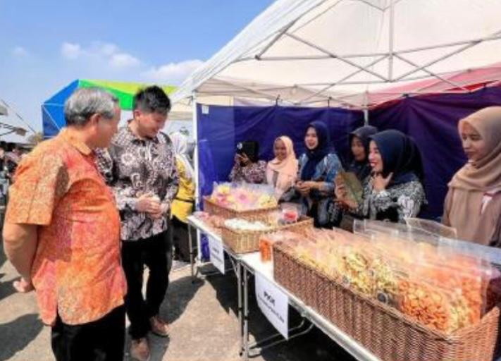 Taiwan Technical Mission Buka Pasar Petani di Karawang Jawa Barat