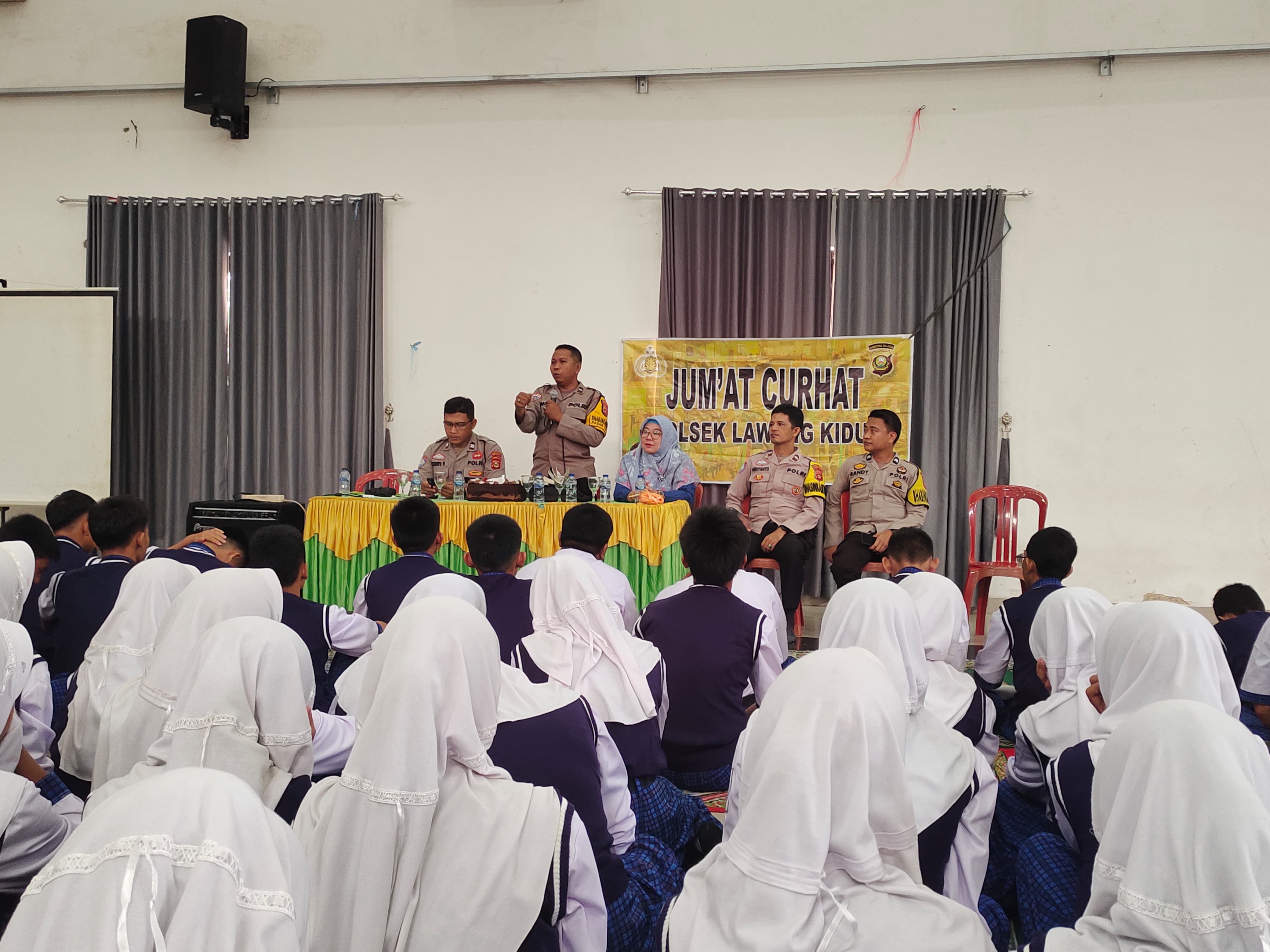 Jumat Curhat Polsek Lawang Kidul Berlangsung di SMA Bukit Asam