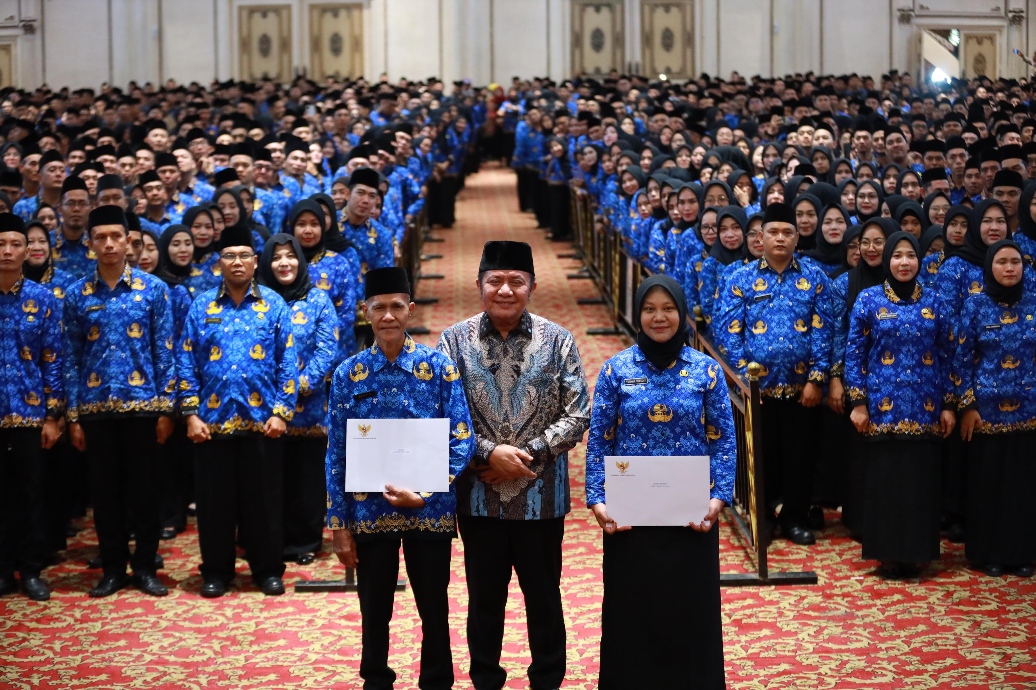 Sah! Gubernur Herman Deru Resmikan 3.077 PPPK Tahap I Pemprov Sumsel