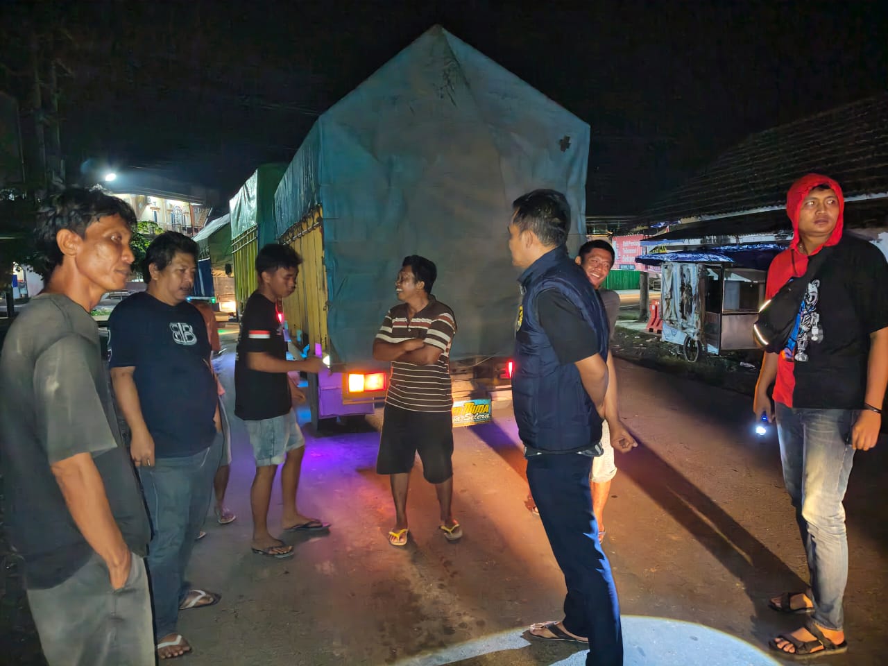 Tim Trabazz Polsek Gunung Megang Amankan 2 Pelaku Pungli di Simpang Cinta Kasih Belimbing