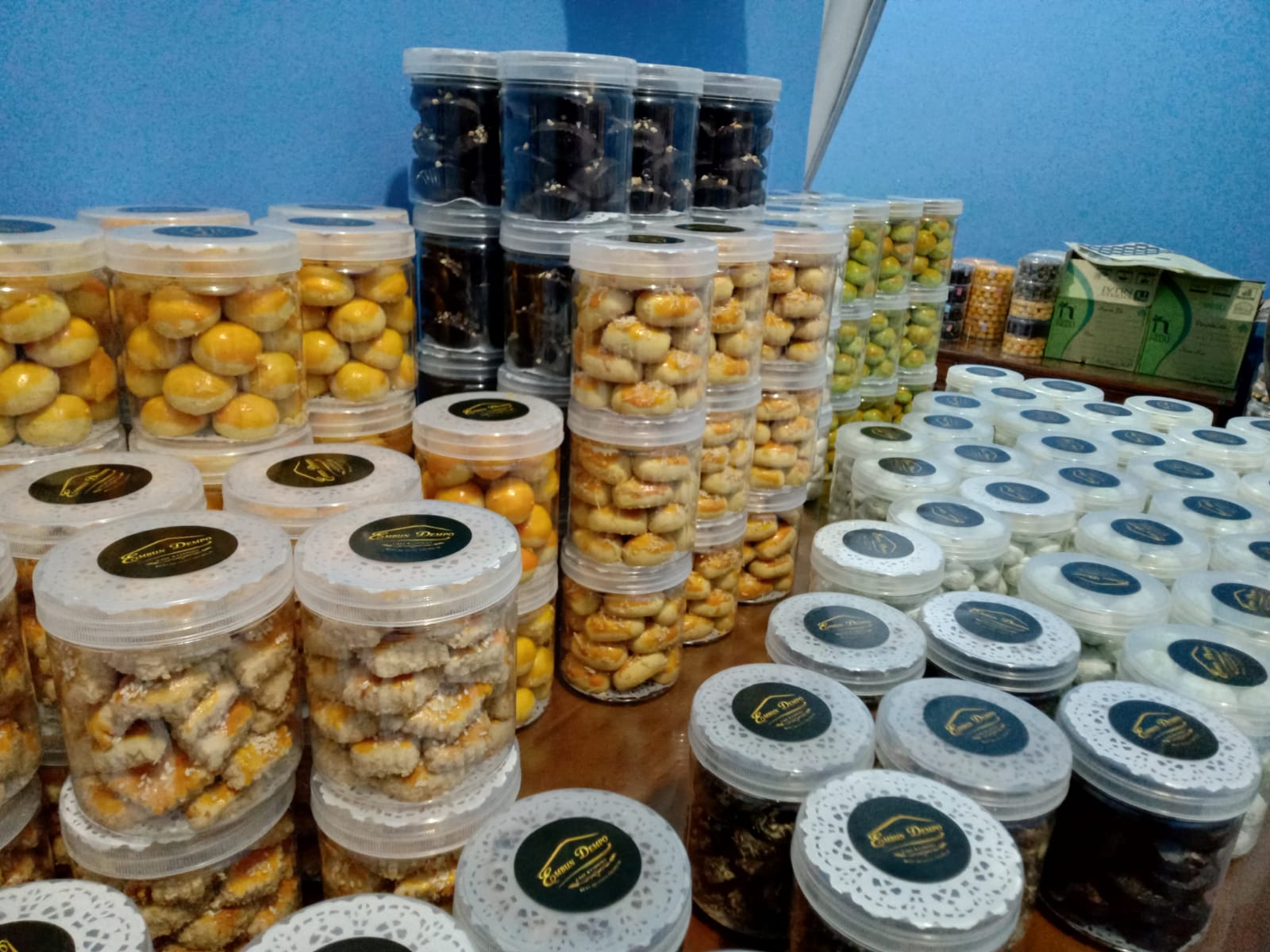 Berkah Jelang Lebaran, Owner Kue Kering di Muara Enim Ini Kebanjiran Rezeki Order