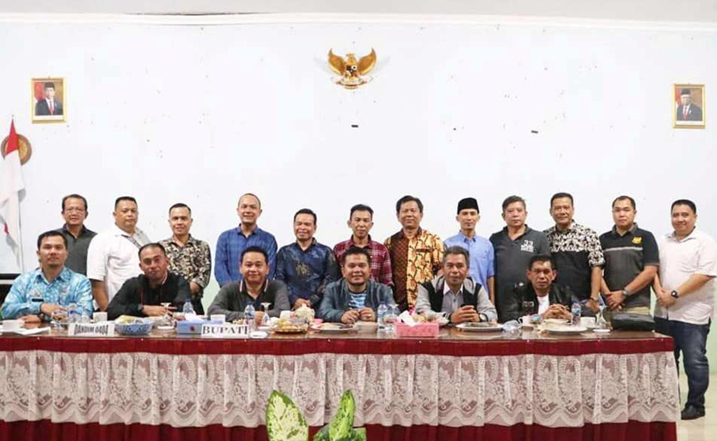 Kumpulkan Camat dan Kepala Desa, Bupati Kurniawan Bahas Hal Ini