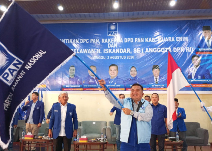Iskandar Lantik Ribuan Relawan Muara Enim, Siap Rebut Kursi Eksekutif dan Pimpinan Legislatif