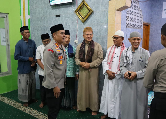 Buka Ruang Dialog Usai Salat Subuh, Kapolres Ajak Jemaah Perkuat Kamtibmas dan Cegah Karhutla