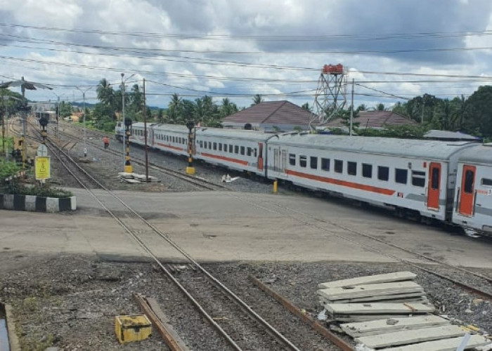 PT KAI Ujicoba Operasi Jalur Ganda Stasiun Muara Enim-Muara Lawai