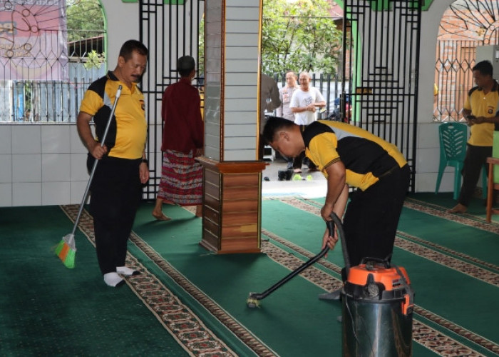 Sambut Ramadan, Polres Muara Enim dan Jajaran Gelar Bakti Sosial 'Bakso Polri Presisi'