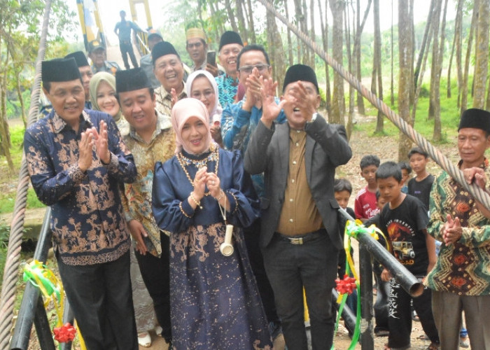 25 Tahun Dinantikan, Pembangunan Jembatan Gantung di Muara Enim Ini Akhirnya Terwujud