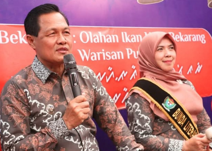 Selamat! Heni Pertiwi Edison Dikukuhkan Sebagai Bunda Literasi Muara Enim