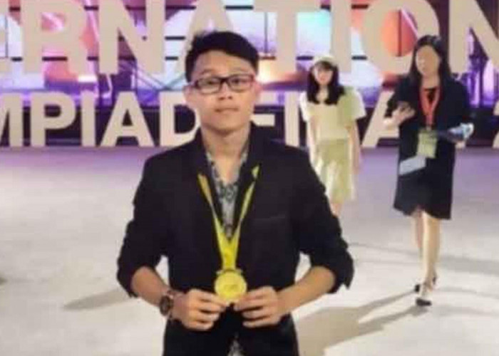 Mantap! Pemuda Tanjung Enim Ini Raih Juara I Olimpiade Matematika Tingkat Dunia