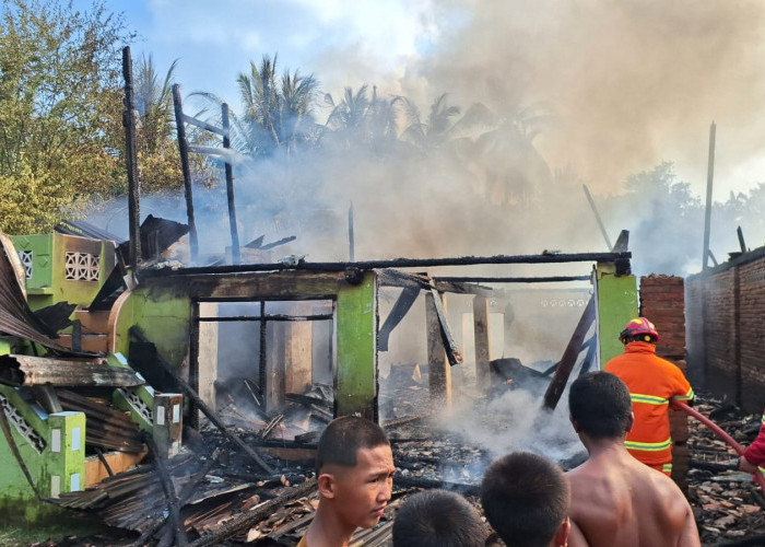 4 Rumah di Muara Enim Ludes Terbakar, Kerugian Capai Rp856 Juta