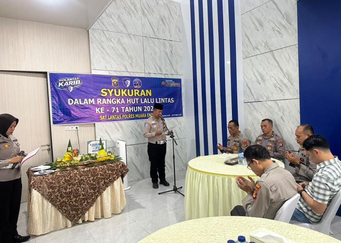 Syukuran HUT Lalu Lintas ke-71, Polres Muara Enim Gelar Potong Tumpeng