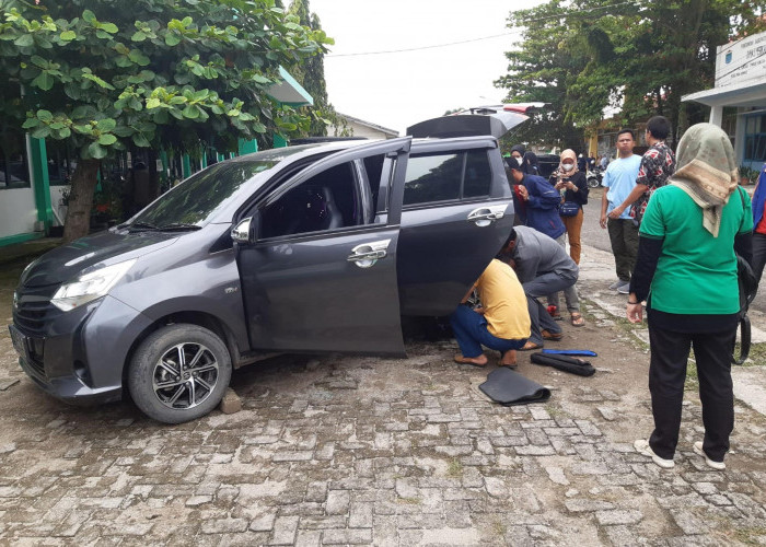 Mobil Pegawai Honorer jadi Sasaran Bandit Pecah Kaca