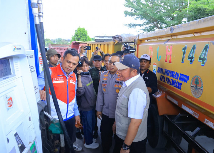 Gubernur Herman Deru Gerak Cepat Urai Antrean Biosolar, Instruksikan Pertamina Jamin Pasokan 24 Jam