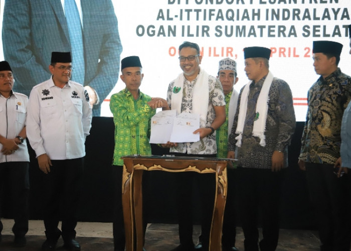 Sekda Sumsel Dampingi Wamen Koperasi Resmikan Pembentukan Koperasi Merah Putih Ponpes Al Ittifaqiah
