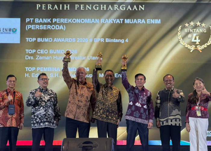 Berhasil Tingkatkan Kinerja Bank Muara Enim, Bupati Edison Raih Top Pembina BUMD 2026