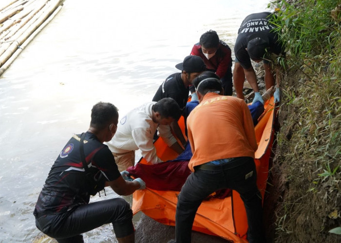 Hilang 4 Hari, Warga Karang Asam Ditemukan Mengapung di Sungai Enim