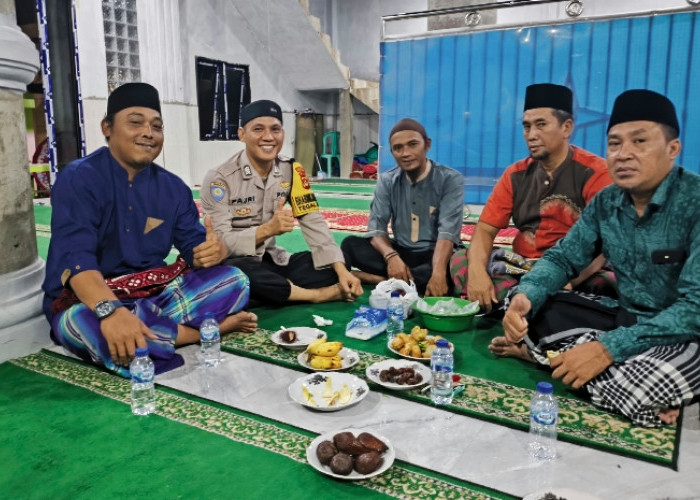 Bhabinkamtibmas Desa Tegal Rejo Gelar Safari Ramadan dan Sosialisasi Kamtibmas