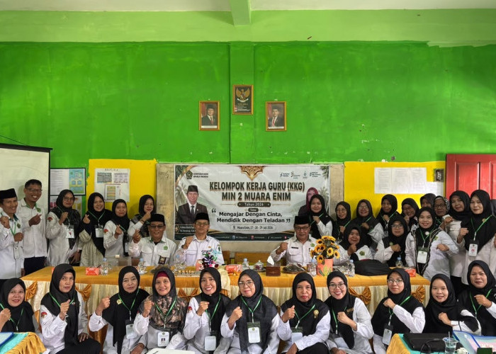 Dorong Peningkatan Kompetensi Guru