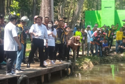 Gubernur Herman Deru: Jangan Mutas atau Nyetrum Ikan di Sungai