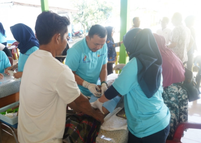 Perkuat Komitmen SDGs, PTBA Gelar Khitanan Gratis Bagi 500 Anak di Ring 1