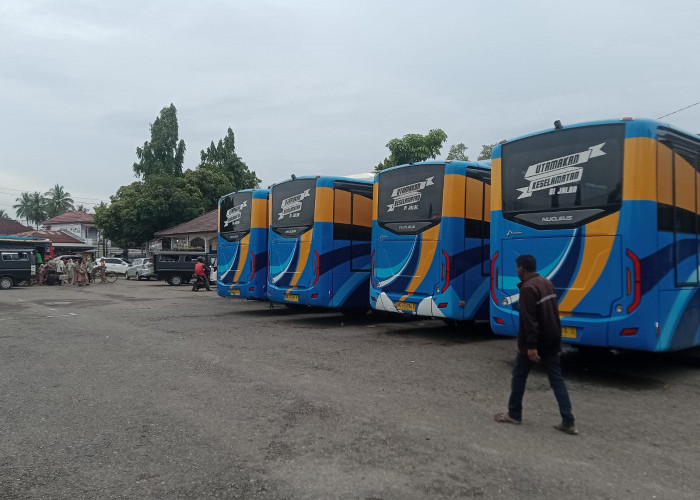 Dinas Perhubungan Muara Enim Siapkan 13 Bus Cadangan untuk Arus Mudik
