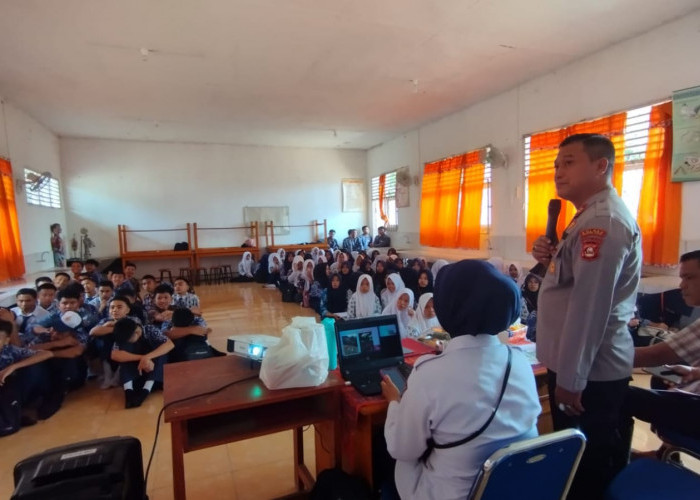 Polsek Rambang Edukasi Bahaya NAPZA serta Kecanduan Game dan Judi Online
