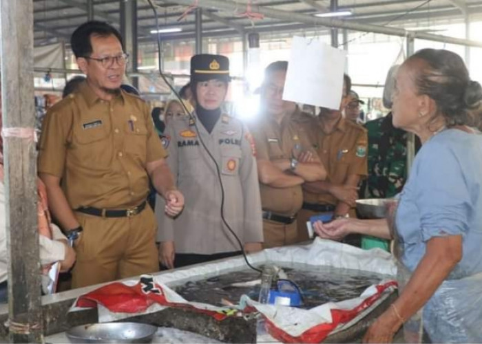 15 Jenis Bahan Pokok di Pasar Inpres Mendapat Subsidi Pemkab Muara Enim