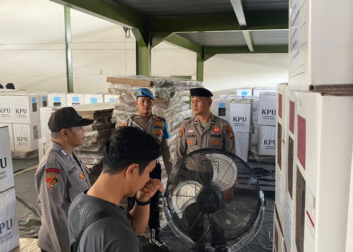 Polres Muara Enim Terus Tingkatkan Pengamanan di Gudang Logistik KPU