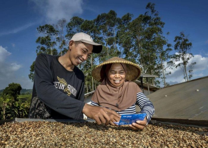 Terdepan Dukung UMKM, BRI Raih Penghargaan Internasional Best SME Bank in Indonesia