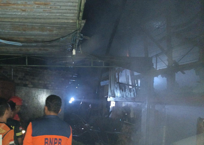 Rumah di Muara Enim Ini Ludes Dilahap Si Jago Merah