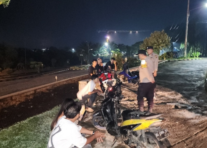 Antisipasi Kejahatan Jalanan, Polsek Lawang Kidul Gelar Patroli Subuh