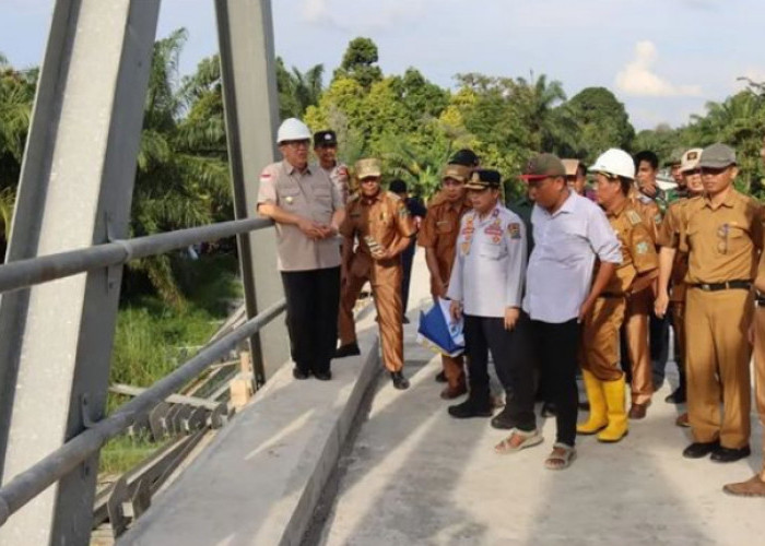 Pembangunan Capai 80 Persen, Juni 2024 Jembatan Ujan Mas Lama Dibuka
