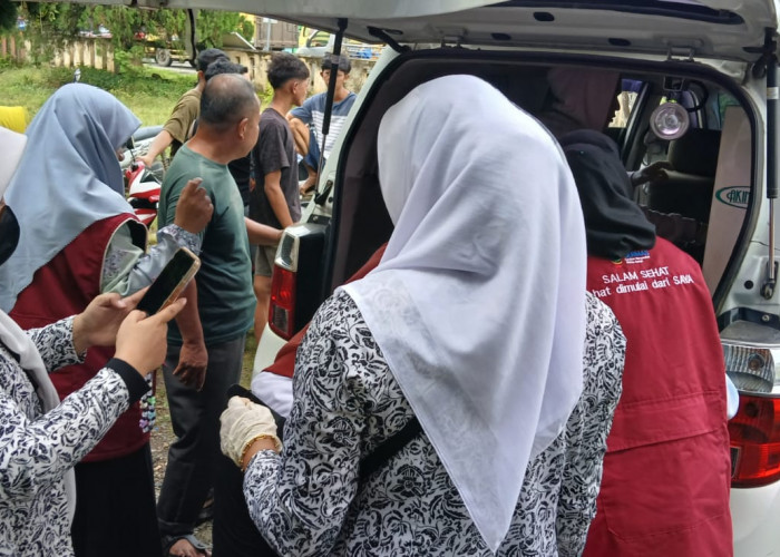 Terobos Palang Pintu, Pengendara Sepeda Motor di Muara Enim Tertabrak Kereta Api hingga Alami Luka-luka