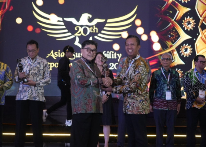 PT Bukit Asam Raih Platinum di Asia Sustainability Reporting Rating 2024