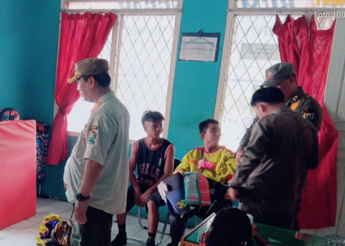 Cegah Eksploitasi Anak, Satpol PP Muara Enim Amankan 6 Pengamen dan Badut Jalanan