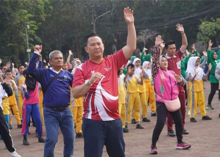 Hari Olahraga Nasional, Pj Bupati Muara Enim Senam Pagi Bersama Masyarakat