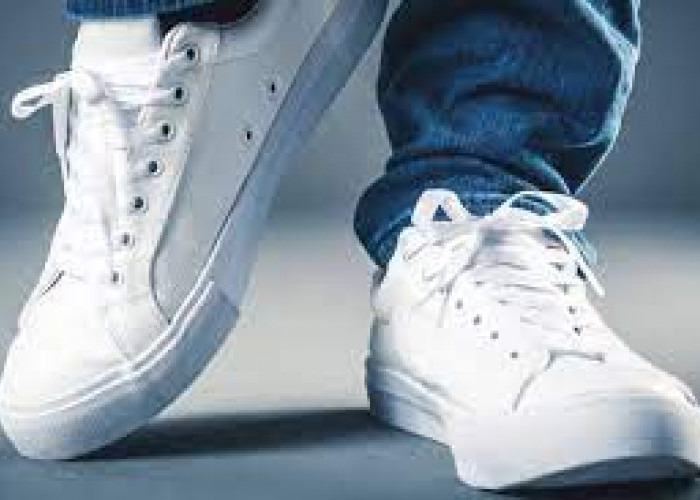 Rahasia, Cara Efektif Membersihkan Sepatu Putih dengan Bahan yang Mudah Didapatkan di Rumah