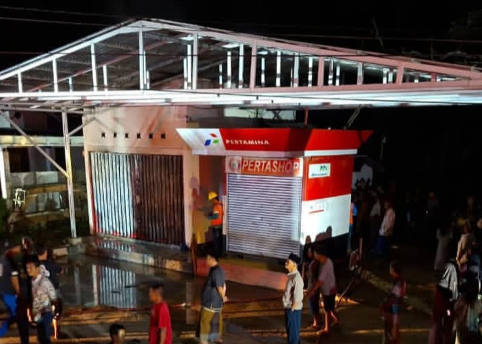 Warung Terbakar, Pertashop di Muara Enim Ini Nyaris Dilalap Si Jago Merah