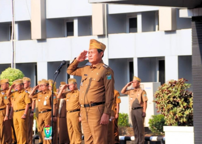 Sebelum Diamankan Penyidik KPK, Pagi Tadi Bupati Muara Enim Edison Masih Pimpin Apel Bulanan ASN