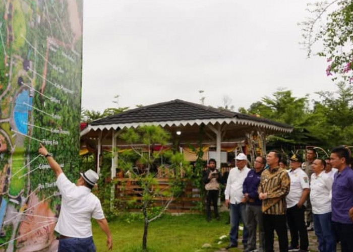 Pj Bupati Luncurkan Plumeria Eco Park Sebagai Proyek Percontohan Wisata Sehat di Muara Enim