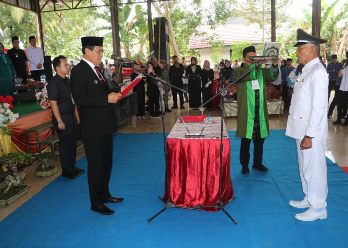 Lantik Kepala Desa PAW, Bupati Edison Tekankan Peningkatan Pelayanan Publik