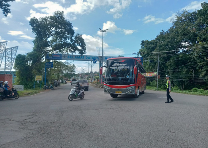 Pemudik Lewati Jalintengsum Muara Enim Masih Normal
