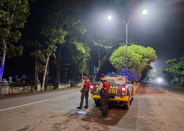 Patroli R4 Perintis Presisi Samapta Polres Muara Enim Sisir Titik Rawan Kejahatan dan Balap Liar