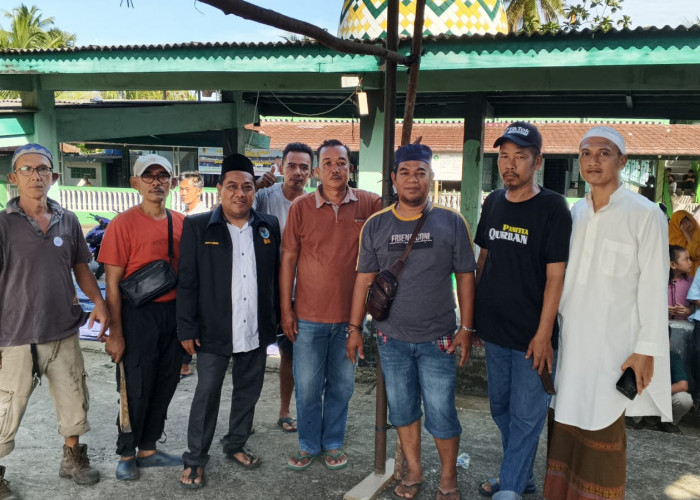 Lurah Monitoring Lokasi Tempat Hewan Kurban di Wilayah Kelurahan Pasar I Muara Enim