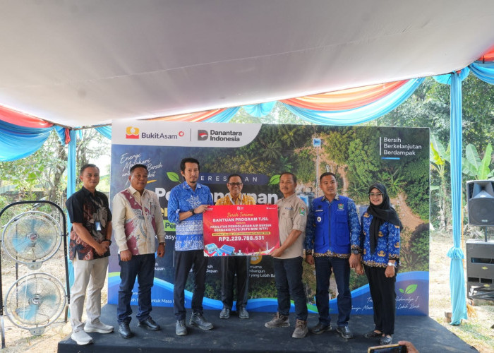 PTBA Hadirkan Akses Air Berbasis Energi Surya bagi Warga Talang Jawa Sidomulyo I