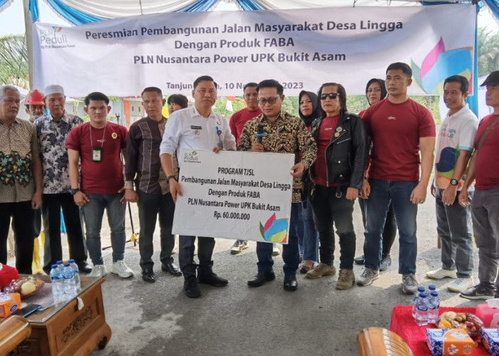 Peresmian Jalan untuk Warga Desa Lingga dengan Memanfaatkan Produk FABA PLN Nusantara Power UPK Bukit Asam