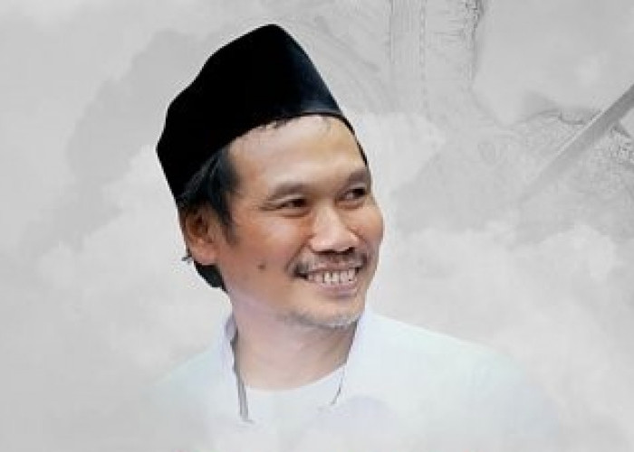 Gus Baha, Sang Ulama Tafsir dari Rembang: Kehidupan, Karya, dan Dedikasi