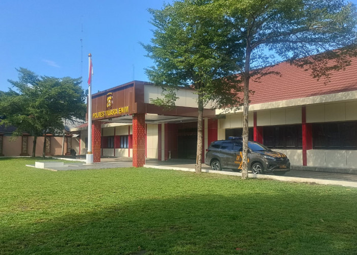 Lapisan Masyarakat Muara Enim Dukungan Polri Tetap di Bawah Presiden